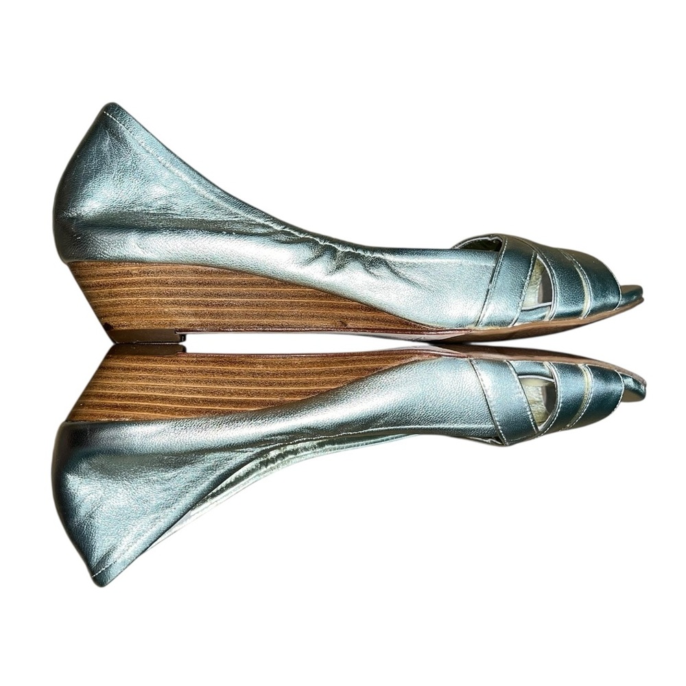COLE HAAN / NIKE AIR Gold Amari Wedge Size 8B
